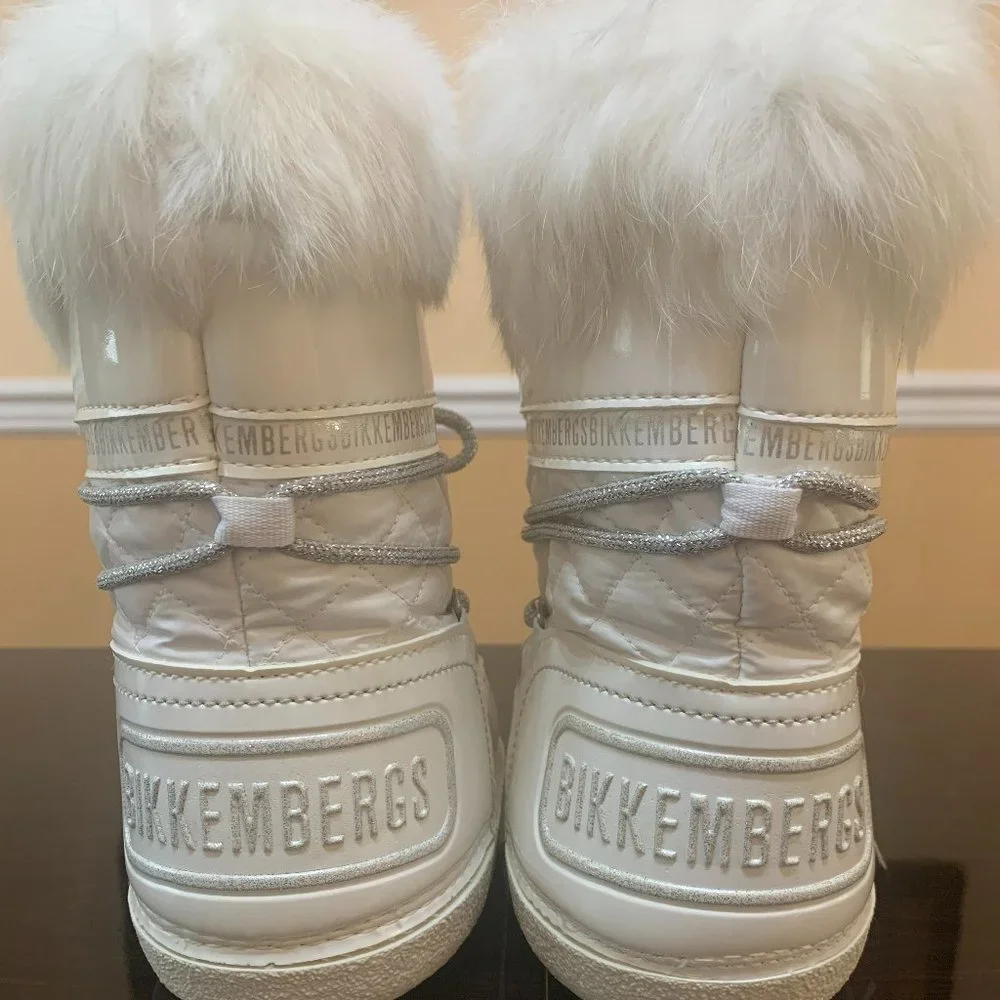 Snow Boots - Picture 3 of 3